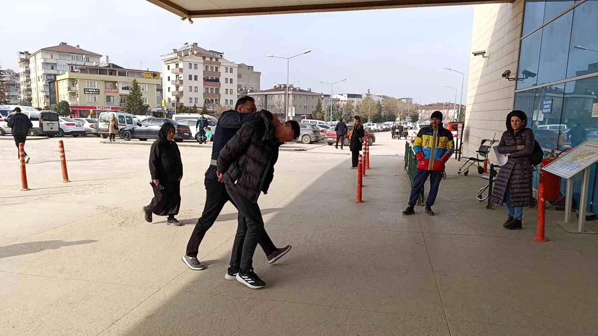 İnegöl\'de Alıkoyma Olayı: 3 Şüpheli Yakalandı