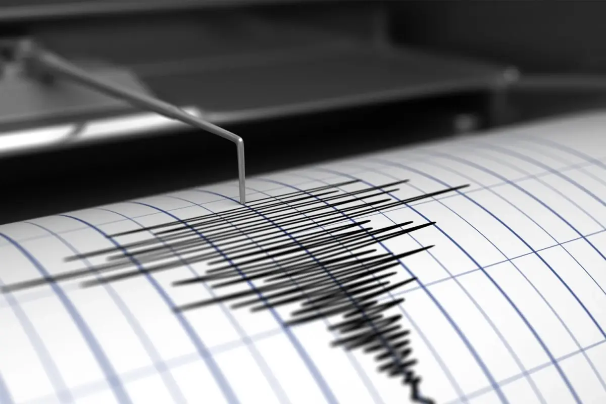 Ege Denizi beşik gibi sallanıyor! Son 2 saatte 5 deprem
