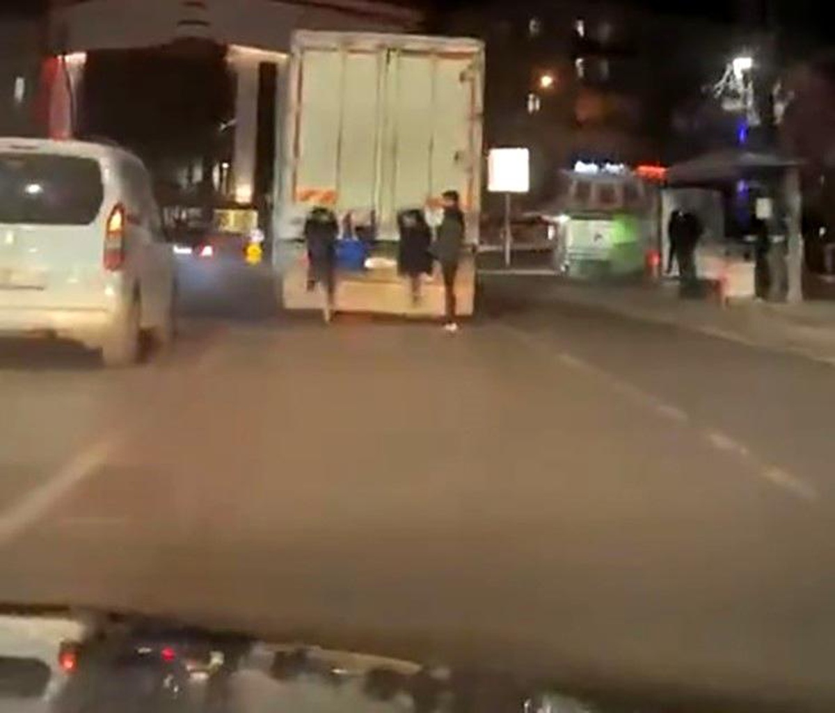Gaziantep\'te Tehlikeli Kamyon Yolculuğu