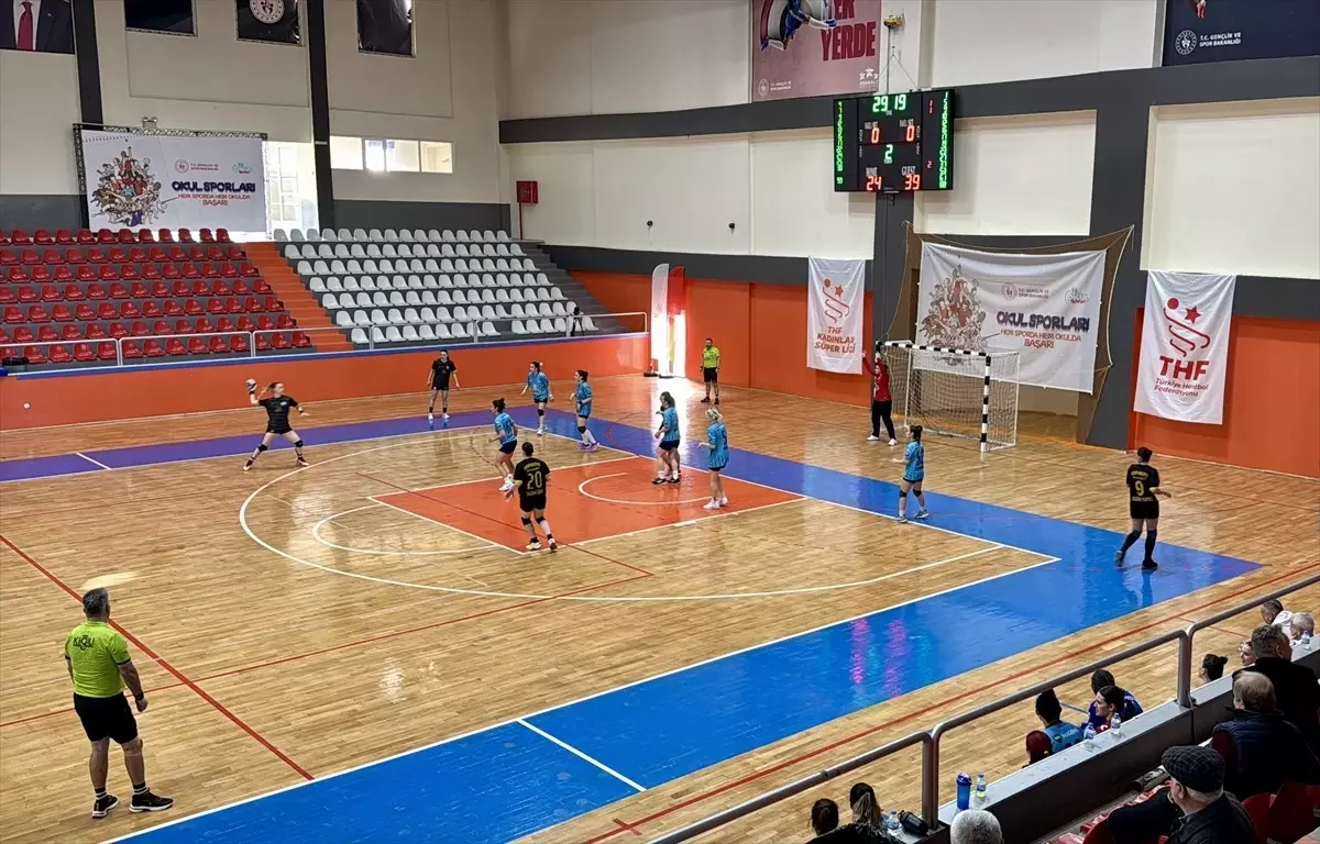 Kırşehir Belediyespor, Ortahisar\'a 40-24 Yenildi