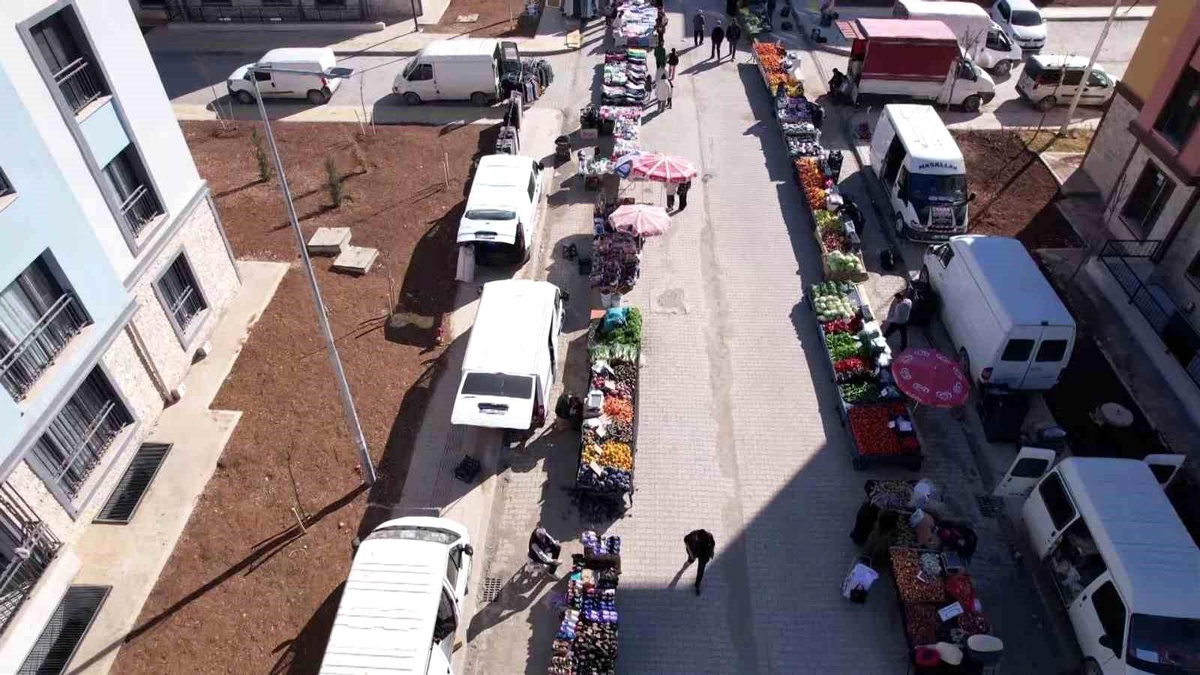 Örenli Mahallesi\'nde Semt Pazarı Kuruldu