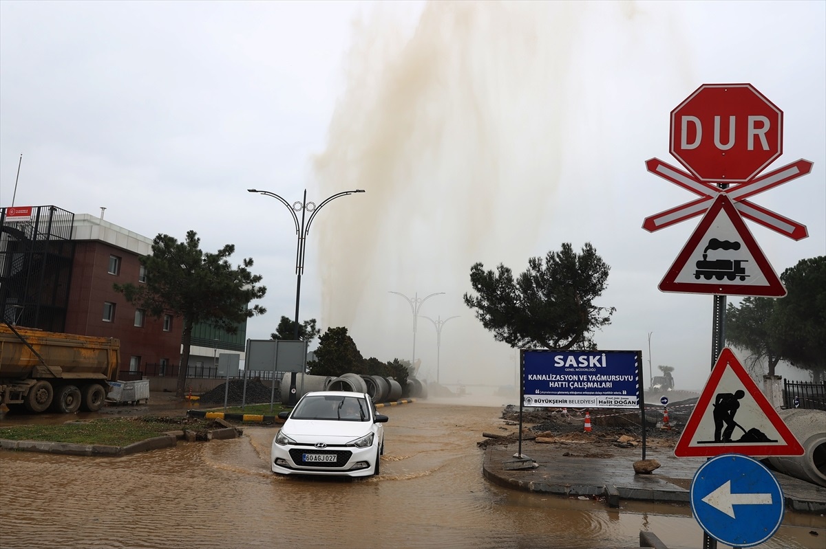 Samsun\'da İçme Suyu Hattında Patlama