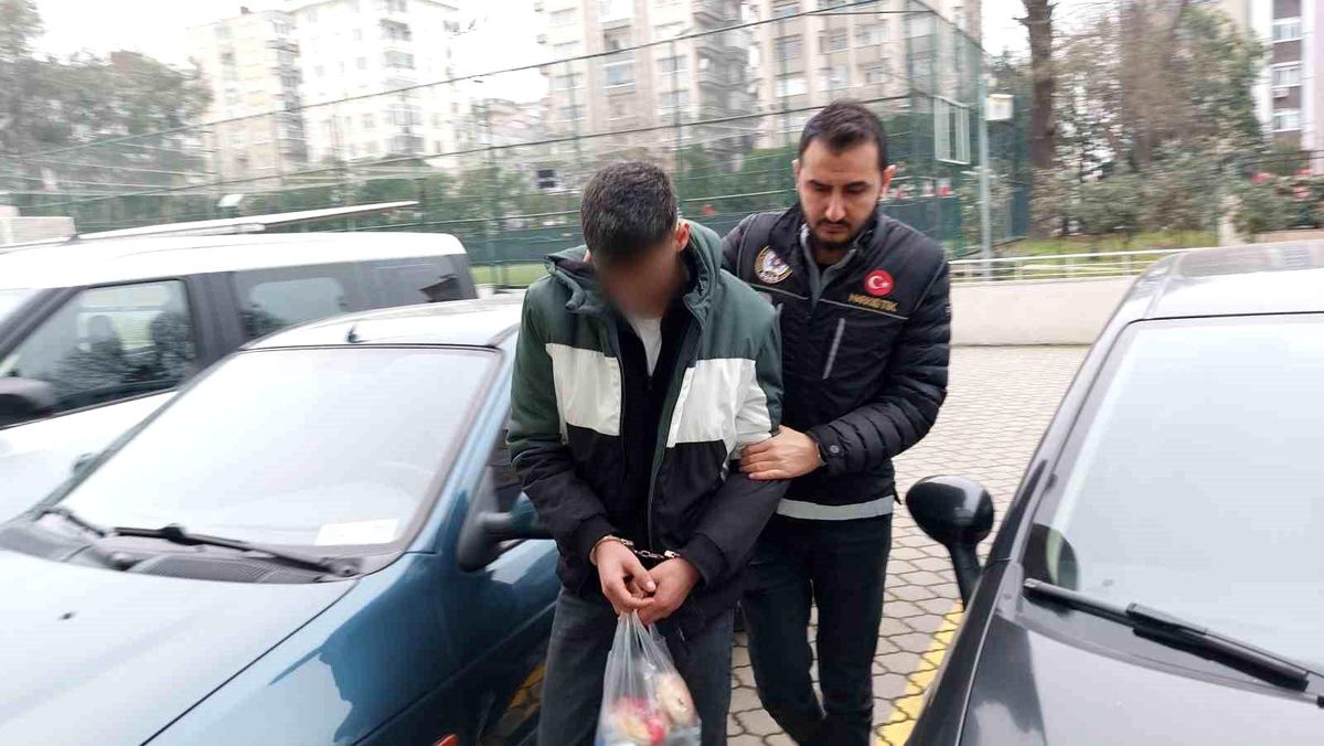 Samsun\'da Uyuşturucu Ticareti Şüphelisi Adliyeye Sevk Edildi