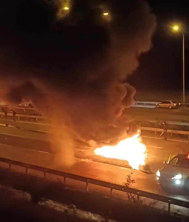 TAG Otoyolu'nda korkunç kaza! Araçlar alev topuna döndü, ölü ve yaralılar var TAG Otoyolu'nda korkunç kaza! Araçlar alev topuna döndü, ölü ve yaralılar var