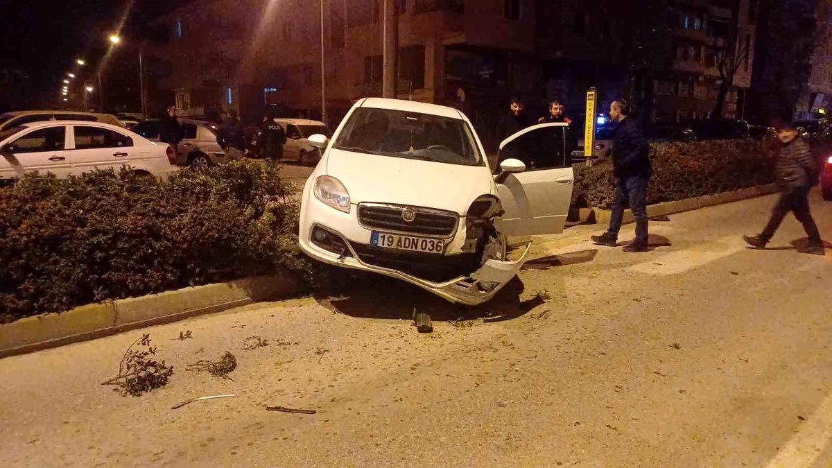 Çorum\'da Alkollü Sürücü Kaza Yaptı