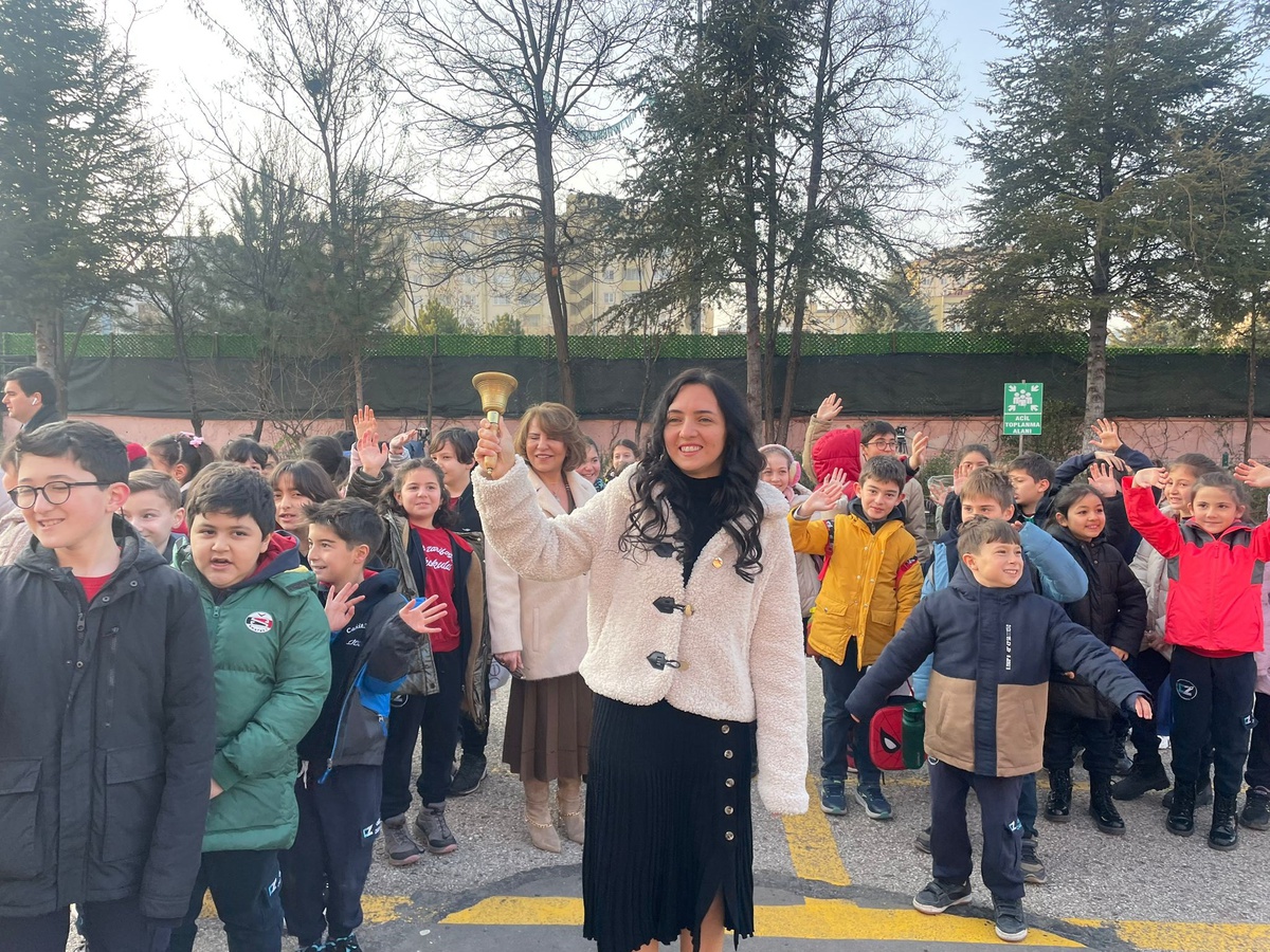 Öğrenciler Yarıyıl Tatilinin Ardından Okula Döndü