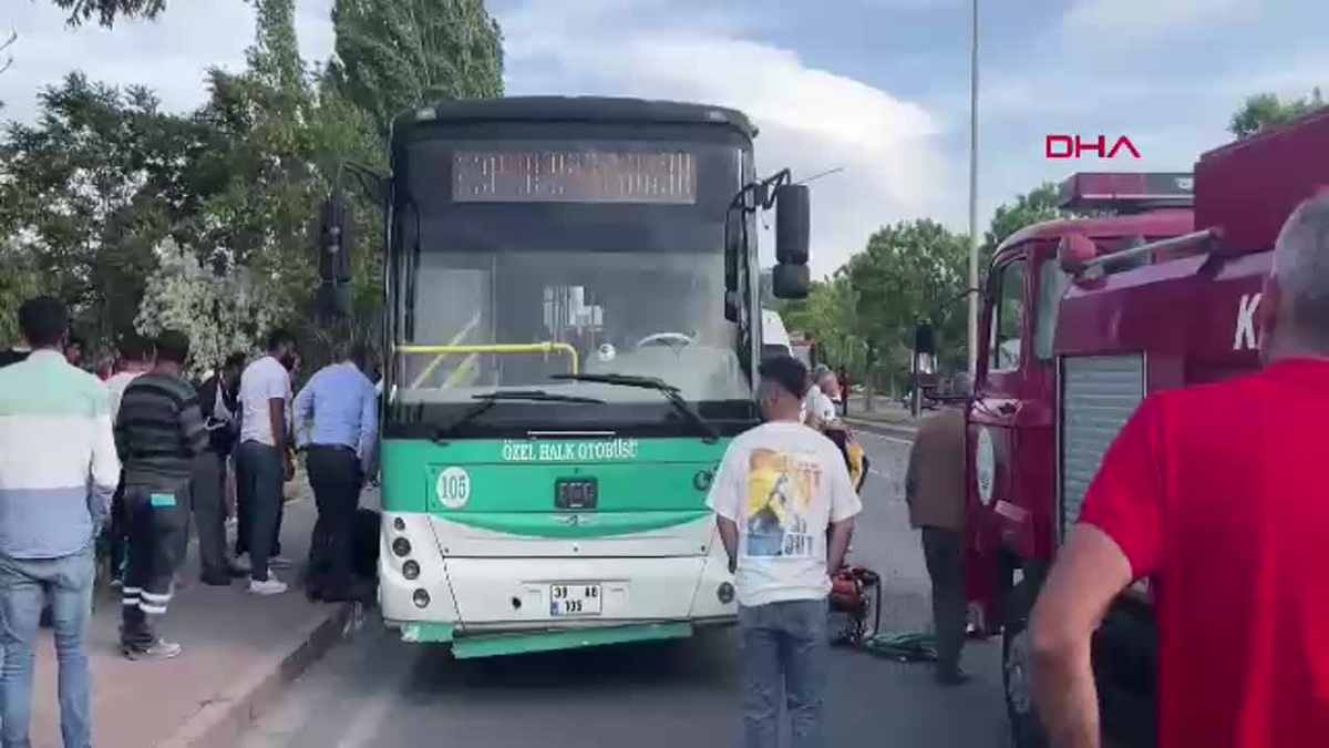 Annenin öldüğü, oğlunun yaralandığı kazada, otobüs şoförüne 3 yıl 4 ay hapis