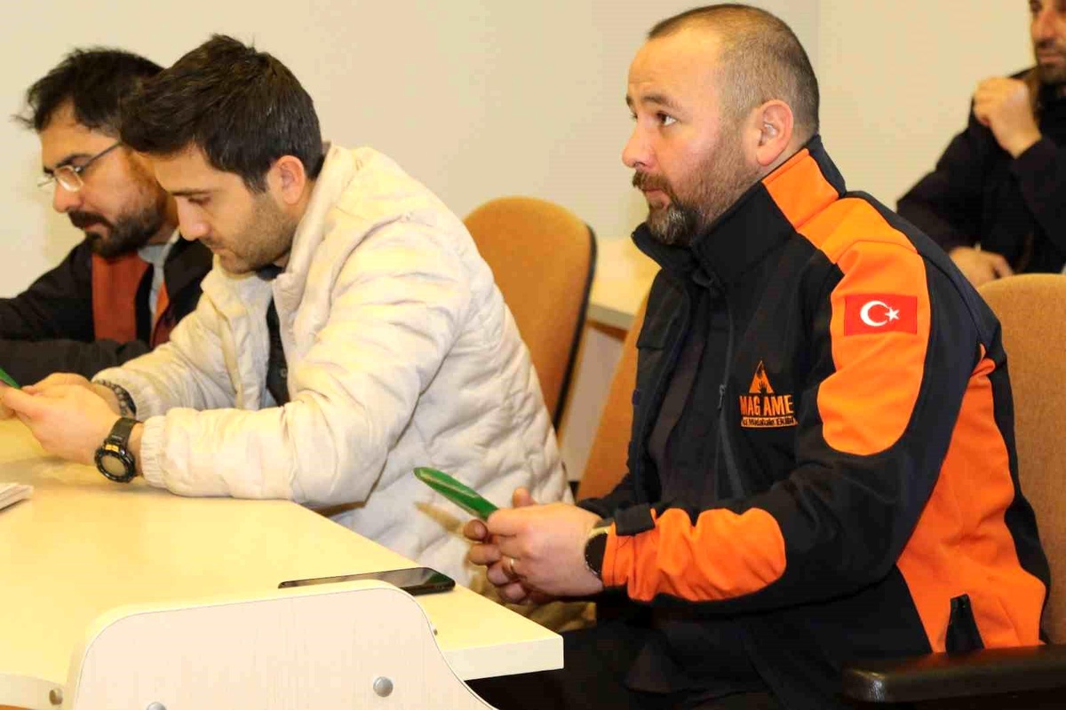 Atakum Belediyesi\'nden Personeline İlk Yardım Eğitimi