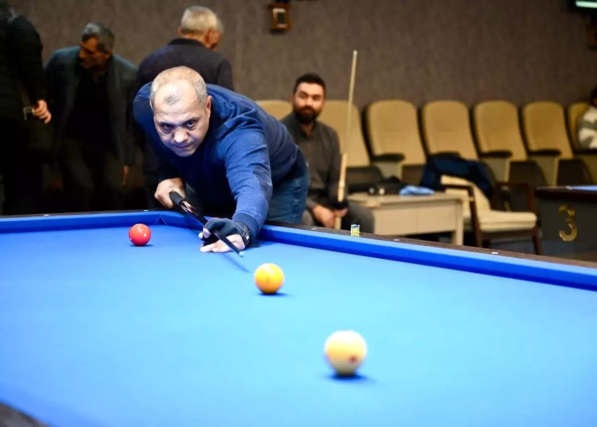 Malatya\'da 3 Bant Bilardo Şampiyonası Heyecanı