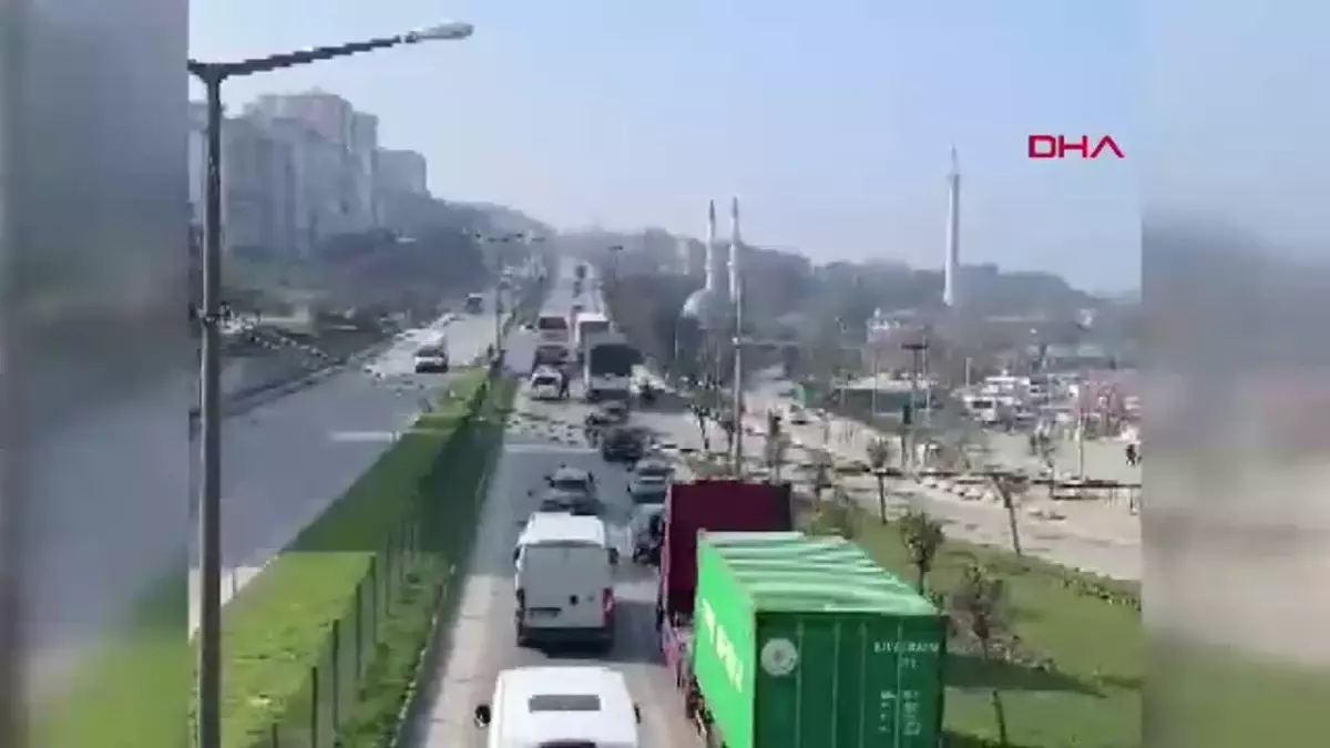 Gemlik-Bursa Yolunda TIR Kazası: Yol Trafiğe Kapandı