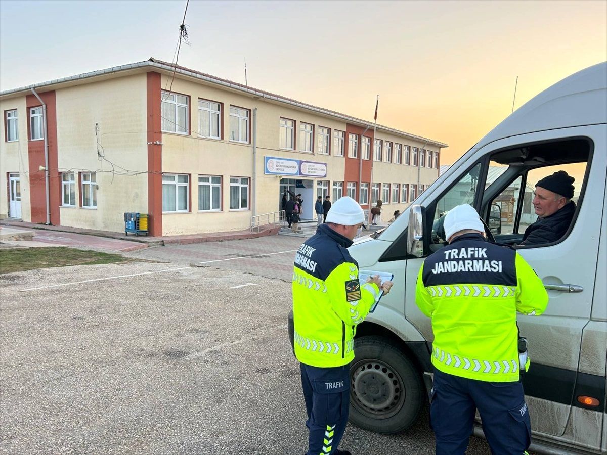 Edirne\'de Okul Servislerine Denetim