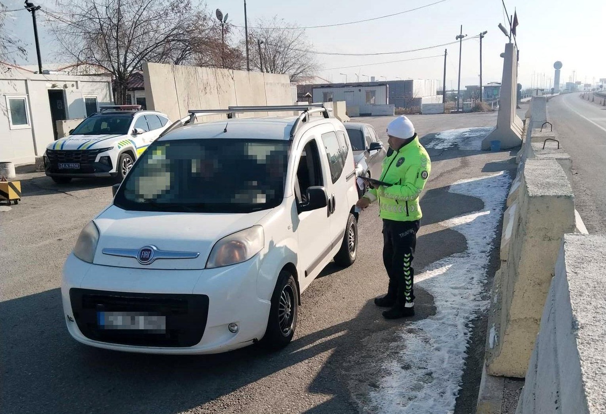 Erzincan\'da Trafik Denetimi