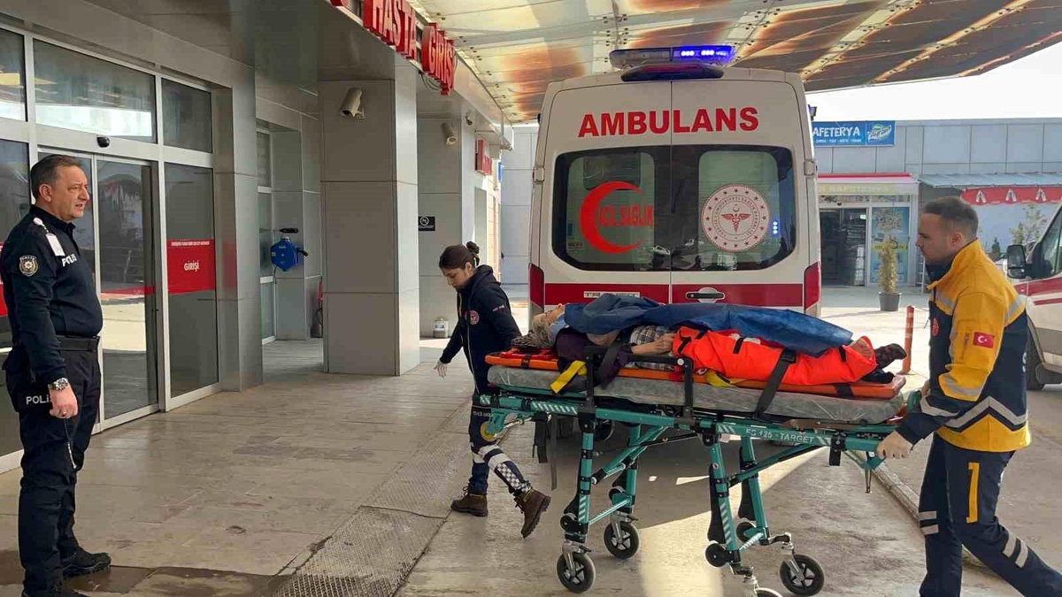 Eskişehir\'de Kadın 2. Kattan Düştü