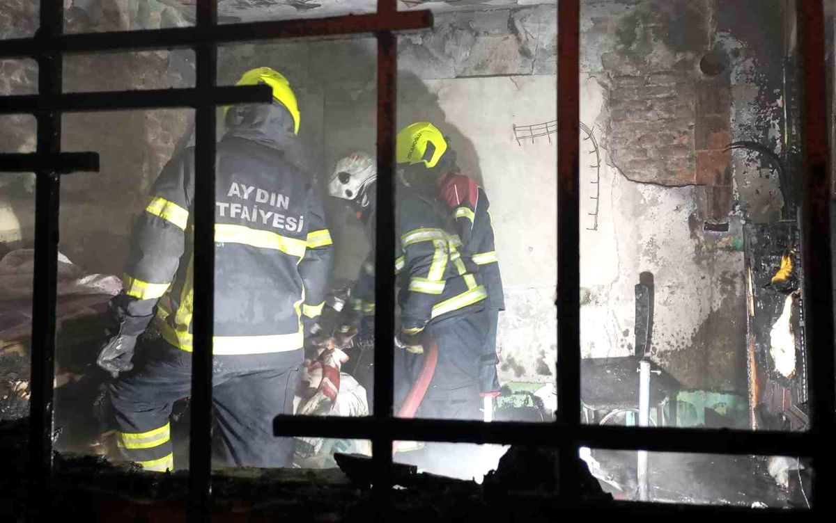 Aydın\'da Müstakil Evde Yangın: Korku Dolu Anlar