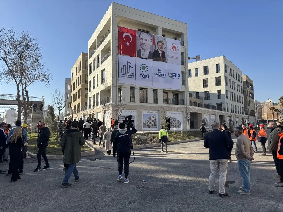 Basın Mensupları Deprem Bölgesinde