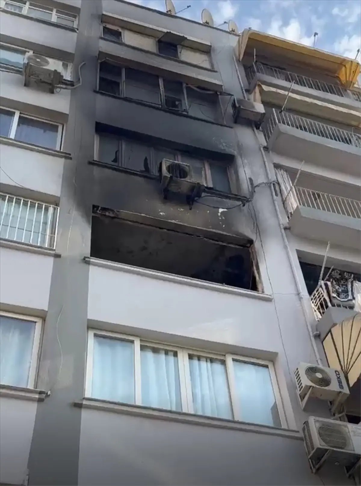 Mersin\'de Yangın: 1 Kişi Hayatını Kaybetti