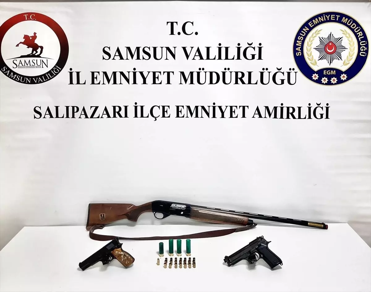 Samsun\'da Asker Uğurlama Töreninde Havaya Ateş Açıldı