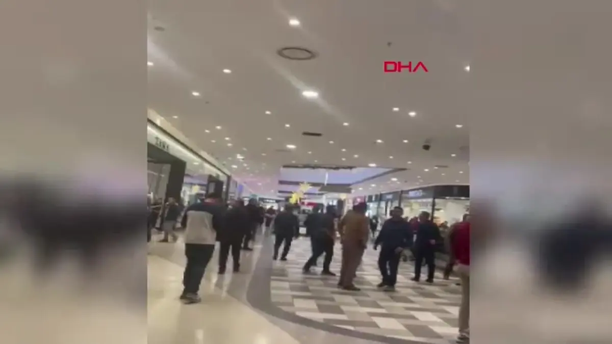 Adana\'da Kuyumcudan 3 Kilo Altın ve 100 Bin Lira Çalan Şüpheli Aranıyor