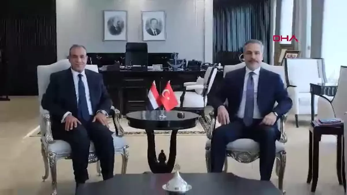 Hakan Fidan ve Mısır Dışişleri Bakanı Abdulati Bir Araya Geldi