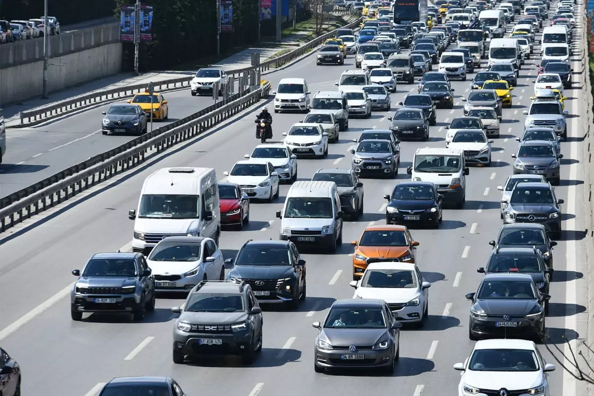 Taşıtlar için yeni zorunluluk bugün başladı