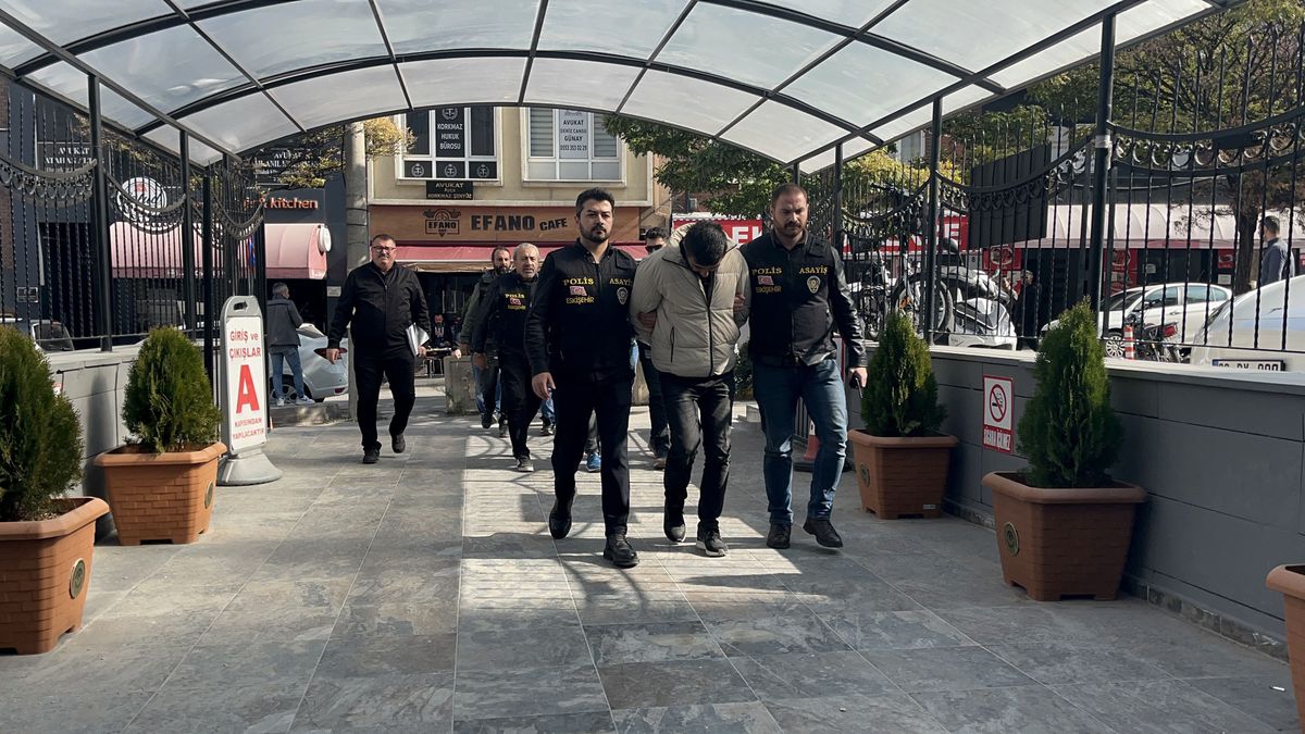 Eskişehir\'de Arkadaşını Tüfekle Öldürdüğü İddia Edilen Sanık Duruşmada İddiaları Reddetti