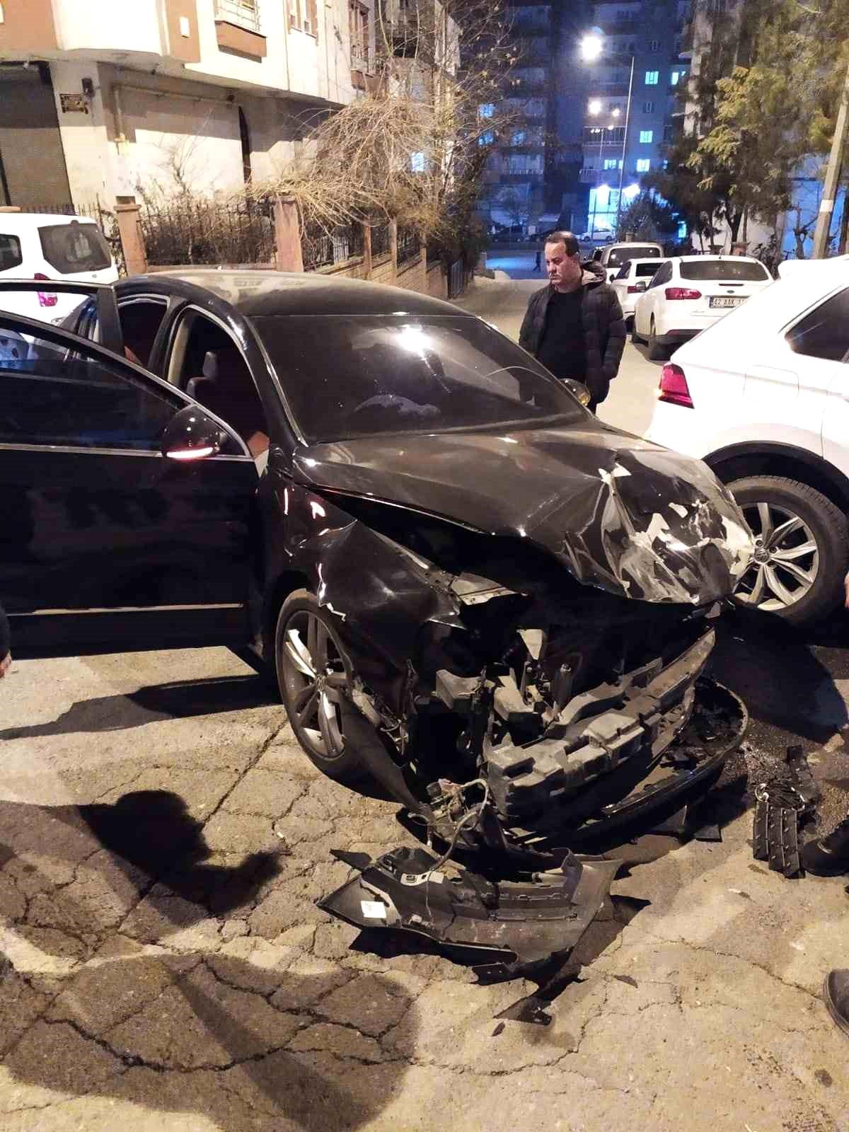 Batman\'da Trafik Kazası: 2 Yaralı