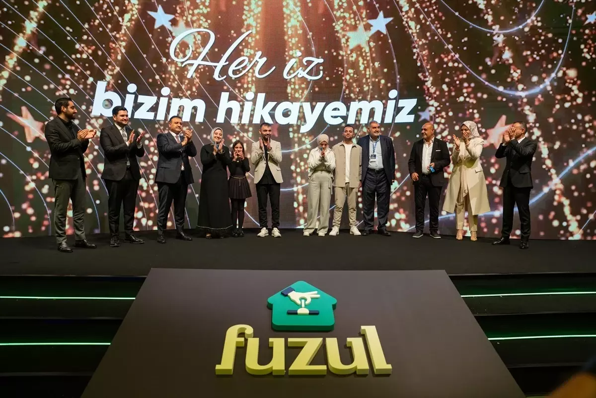 Fuzul, Togg Kazananlarına Araçlarını Teslim Etti