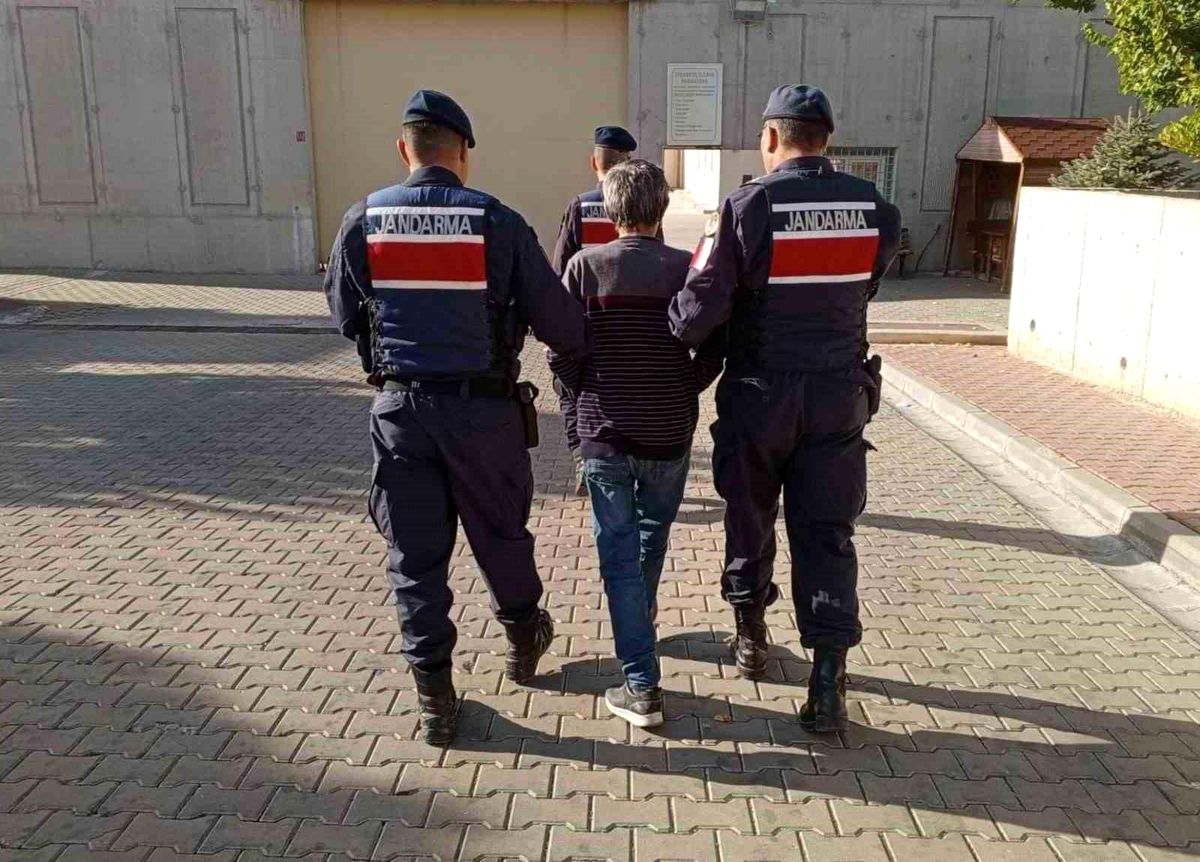 Balıkesir\'de Hapis Cezası Olan 24 Kişi Yakalandı