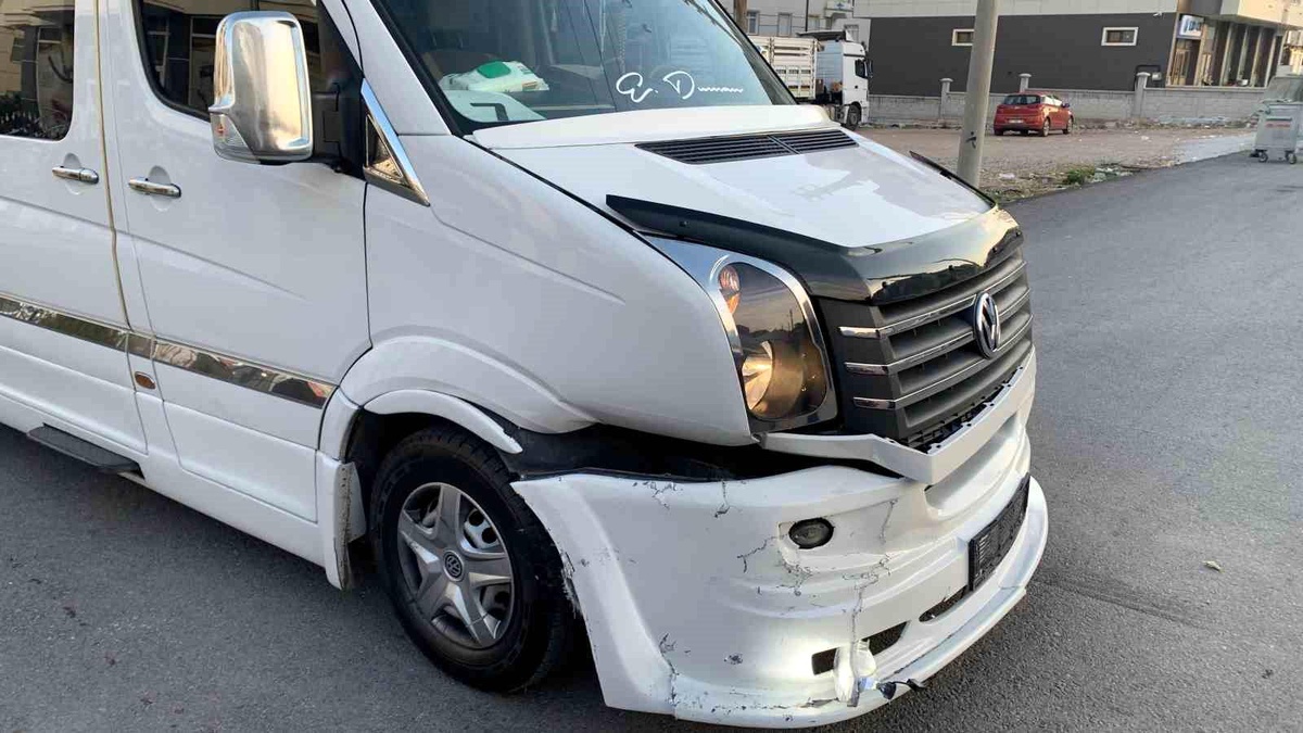 Karaman\'da Trafik Kazası: 1 Yaralı