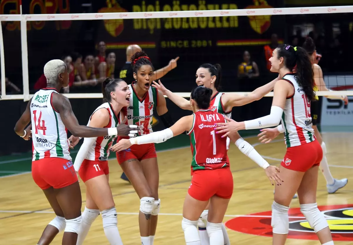 Karşıyaka Voleybol Takımı\'ndan Sultanlar Ligi Hedefi Vurgusu