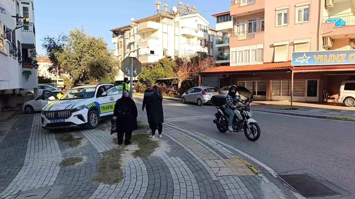 Manavgat\'ta Trafik Kazası: Motosiklet Sürücüsüne Ceza