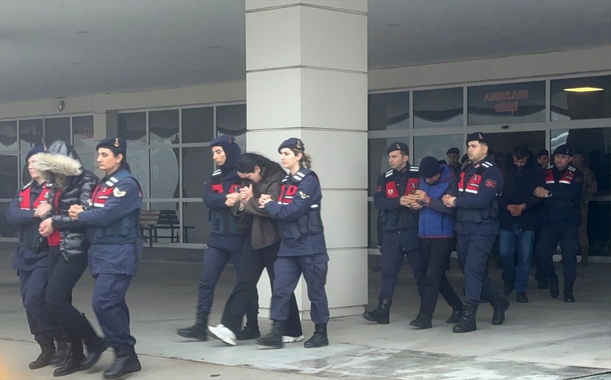 Manisa merkezli dolandırıcılık operasyonunda 17 gözaltı, 11 tutuklama