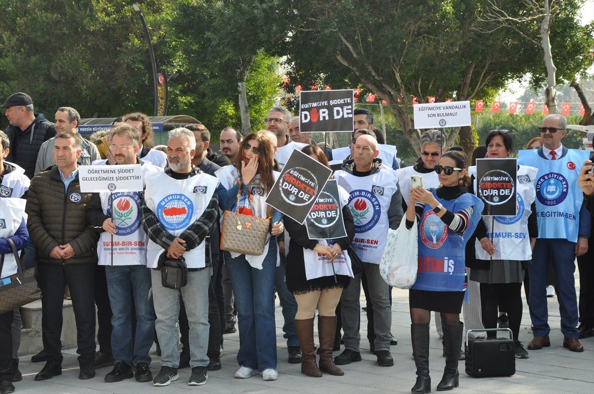 Silifke\'de Öğretmene Saldırı: İki Veli Tutuklandı