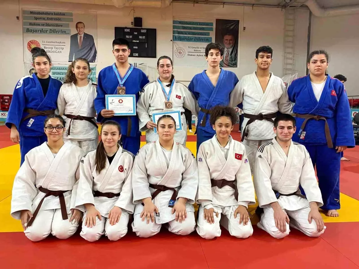 Salihli Judocuları Türkiye Judo Şampiyonası\'nda Madalya Kazandı