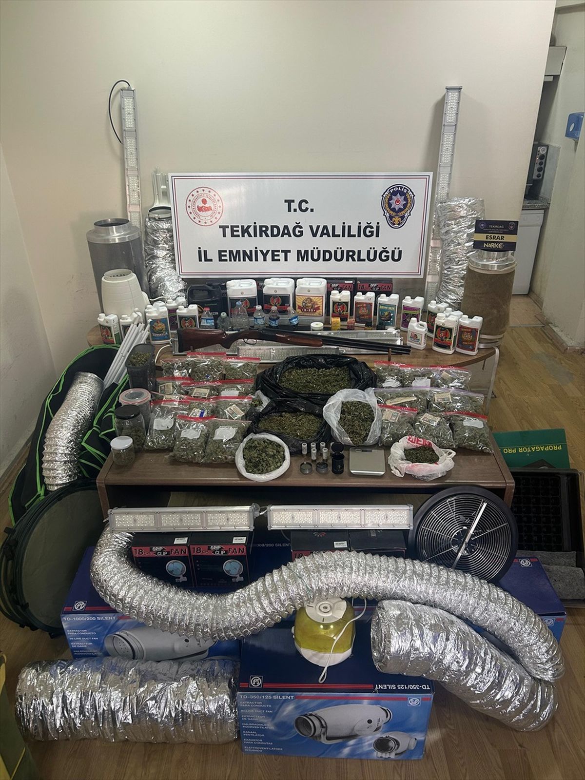 Çorlu\'da Uyuşturucu Operasyonu