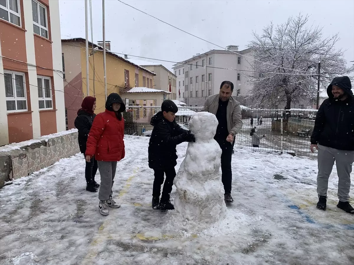 Aladağ\'da Kar Yağışı Etkili Oldu