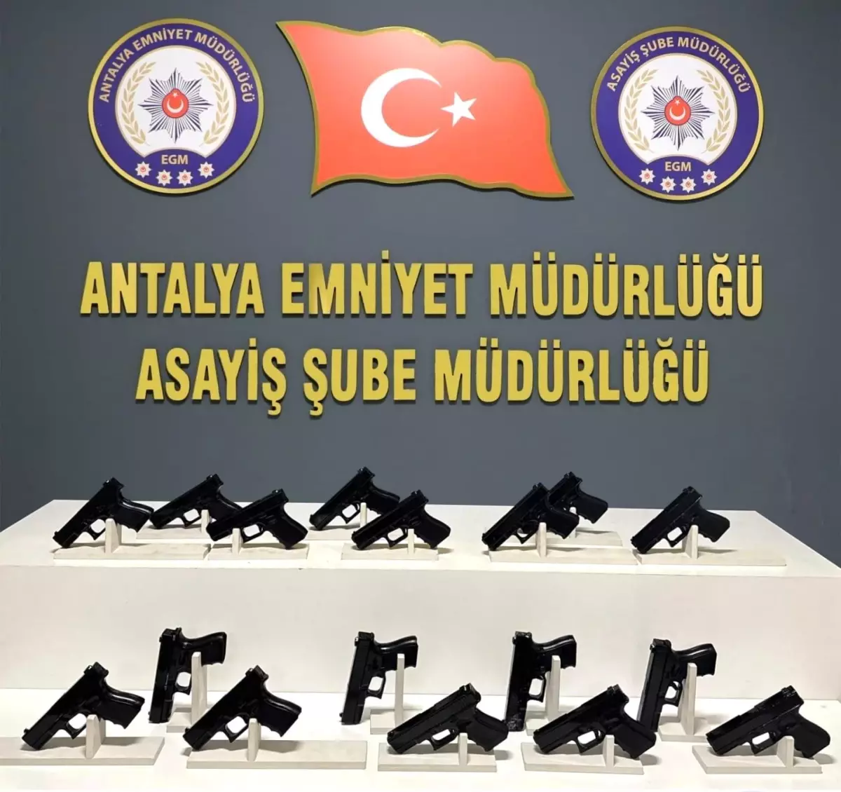Antalya\'da Asayiş Uygulamalarında 197 Tutuklama