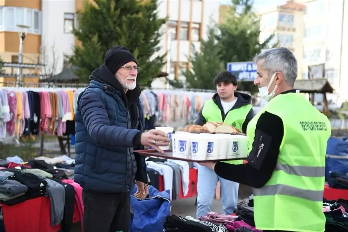 Beypazarı\'nda Ücretsiz Çorba Dağıtımı