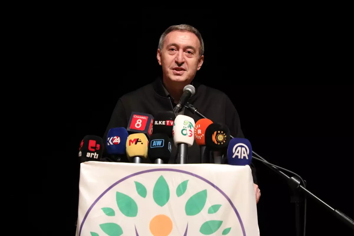 Tuncer Bakırhan: Barış Sürecinin Altyapısını Oluşturmalıyız