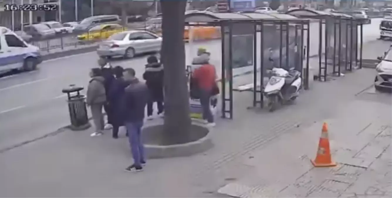 SMA Hastası Çocuk İçin Yardım Toplayan Standı Çalmaya Çalışan Şüpheli Yakalandı