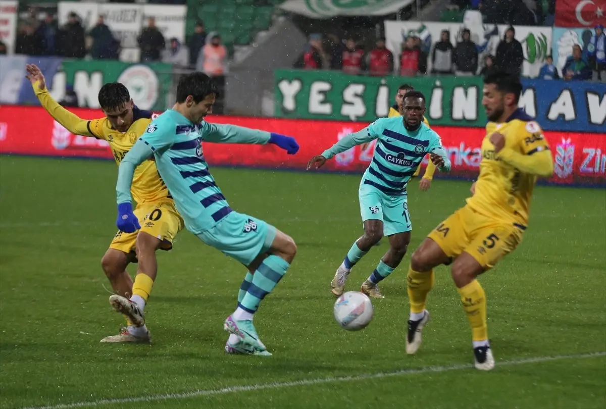 Çaykur Rizespor Ankaragücü\'nü 2-1 Yendi