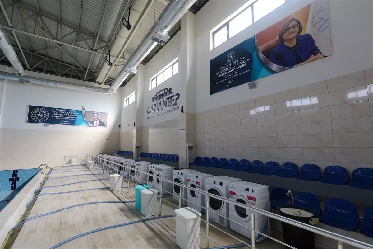 Gaziantep\'te Deprem Sonrası Yenileme Çalışmaları