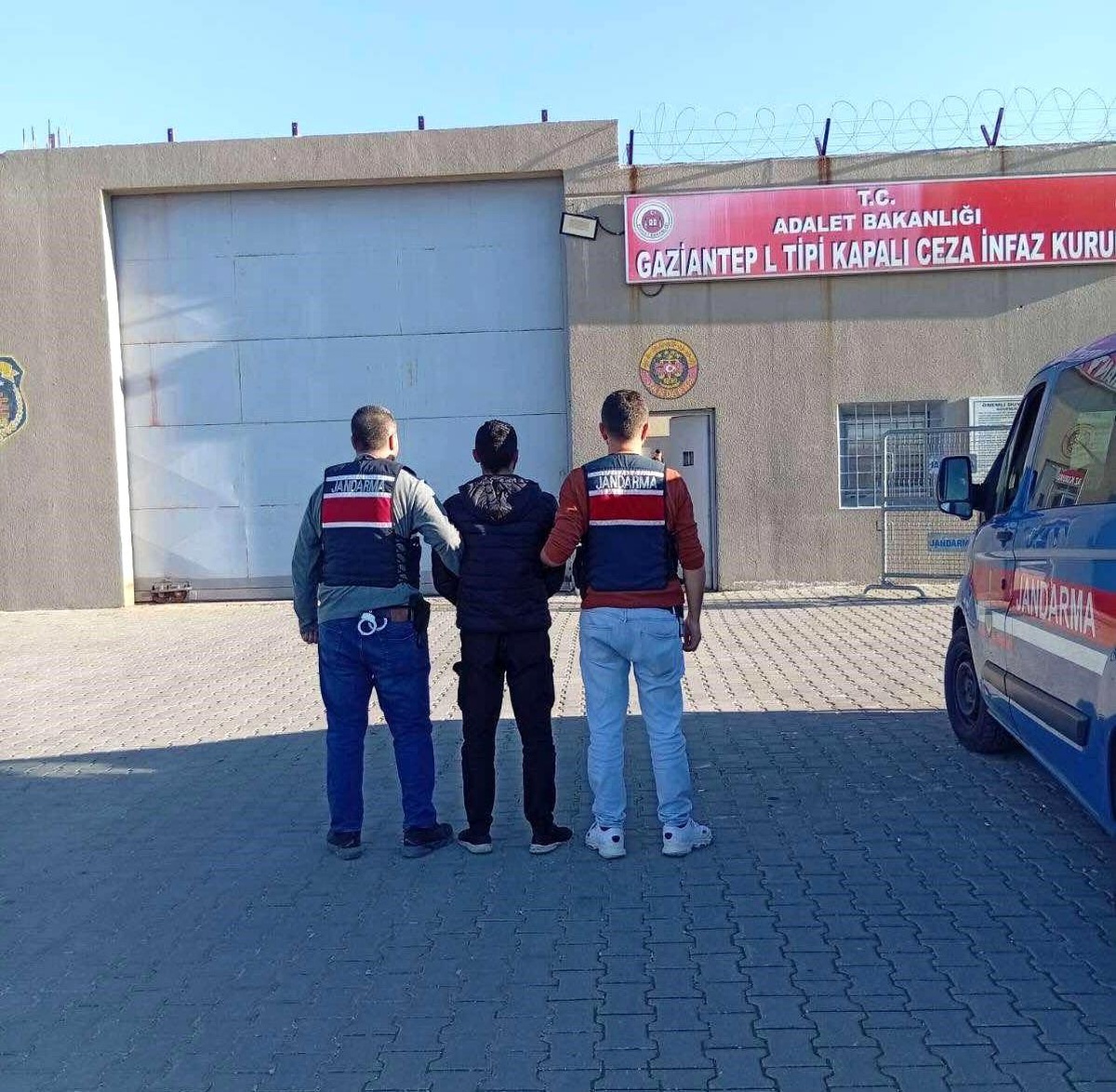 10 Yıl Hapis Cezalı Hırsız Firarisi Yakalandı