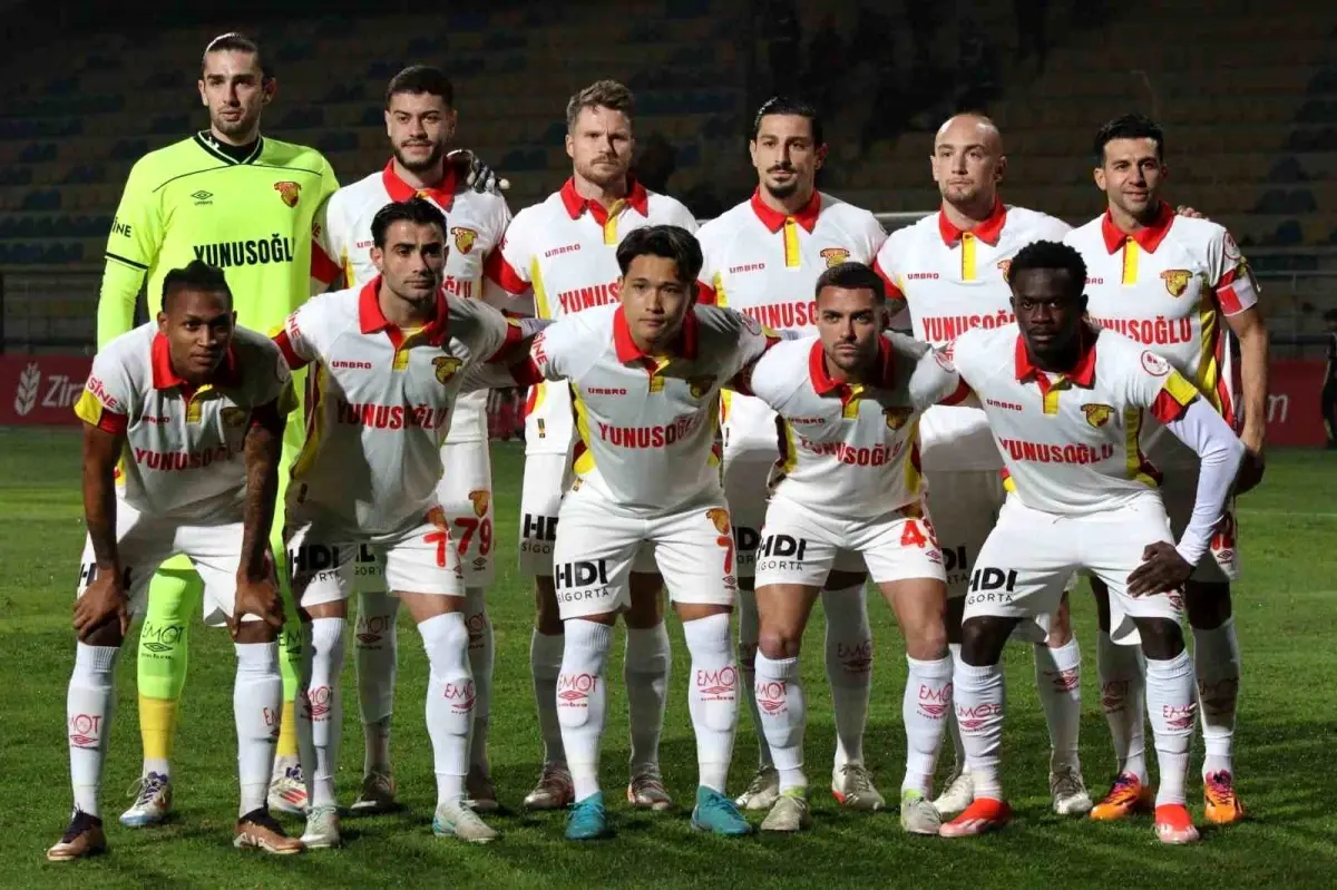 Göztepe, Gaziantep FK\'yı Ağırlıyor