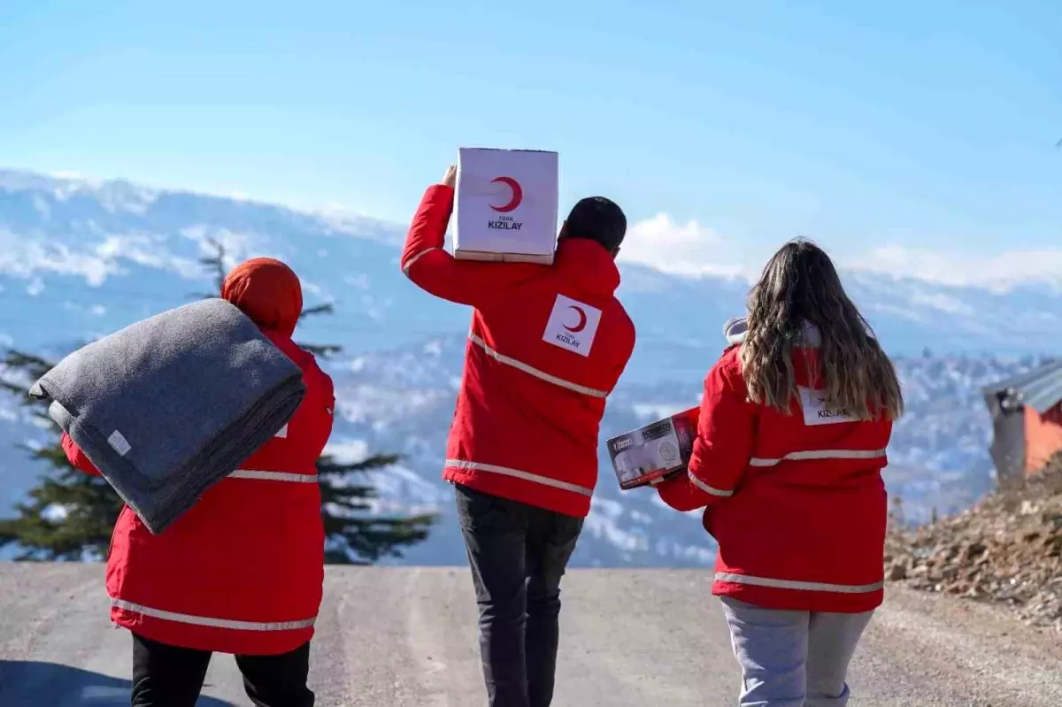 Türk Kızılay, Afet Bölgesinde Çalışmalarını Sürdürüyor