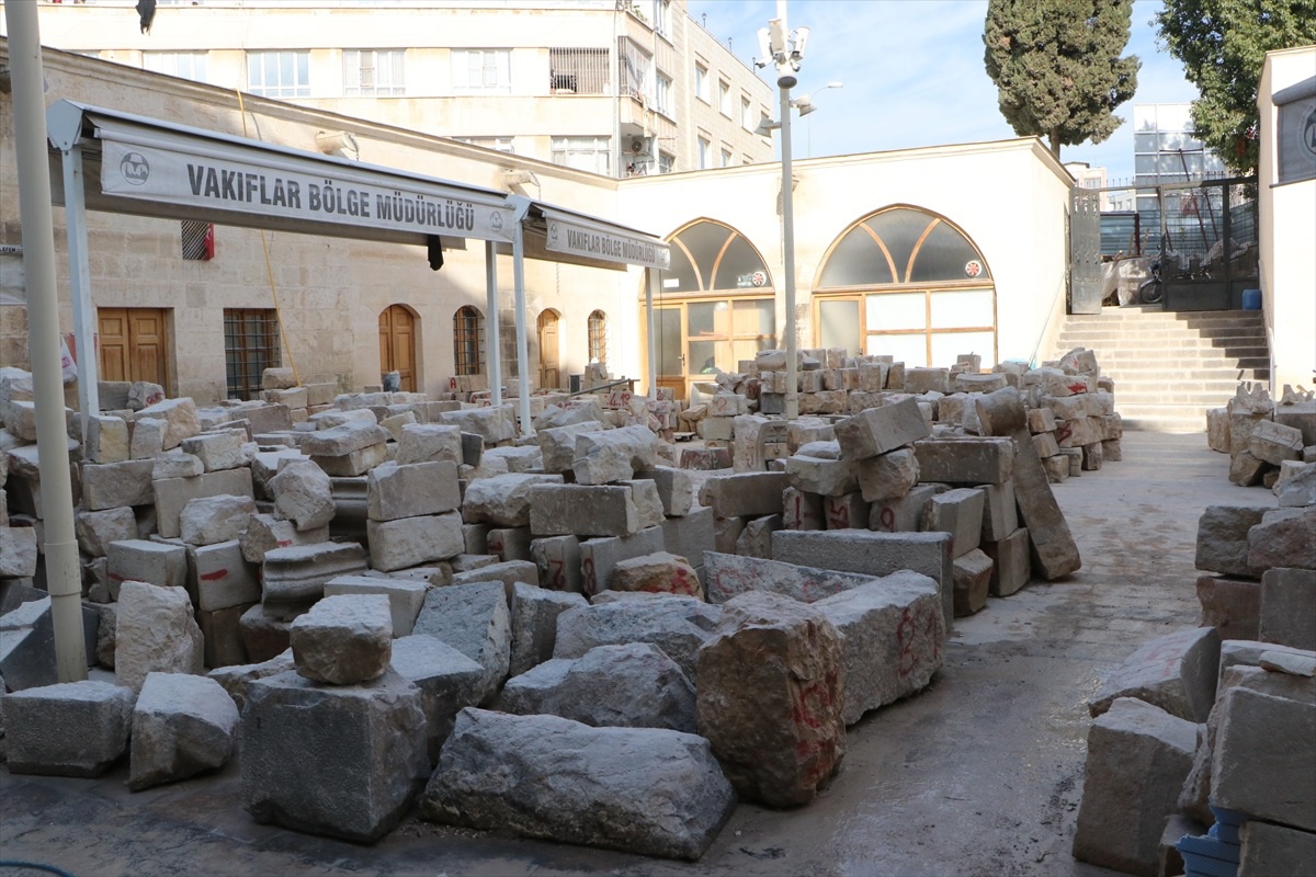 Kilis\'teki Tarihi Camiler Restorasyonda