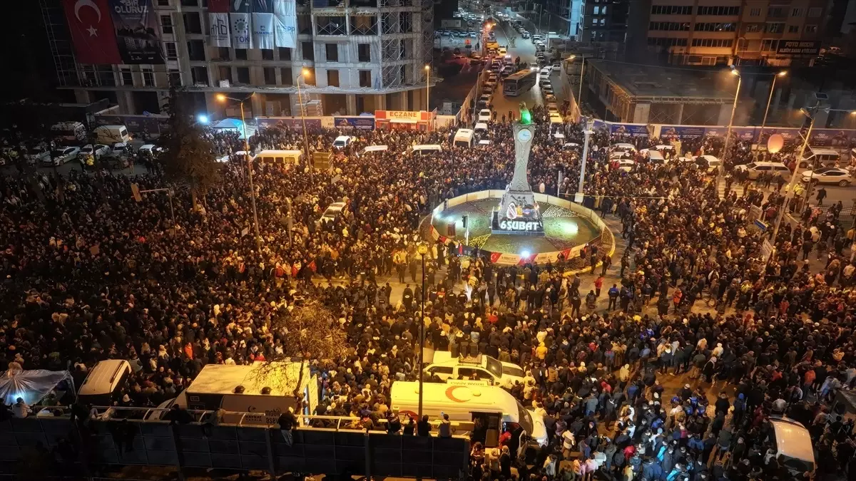 Adıyaman\'da Sessiz Yürüyüş Düzenlendi