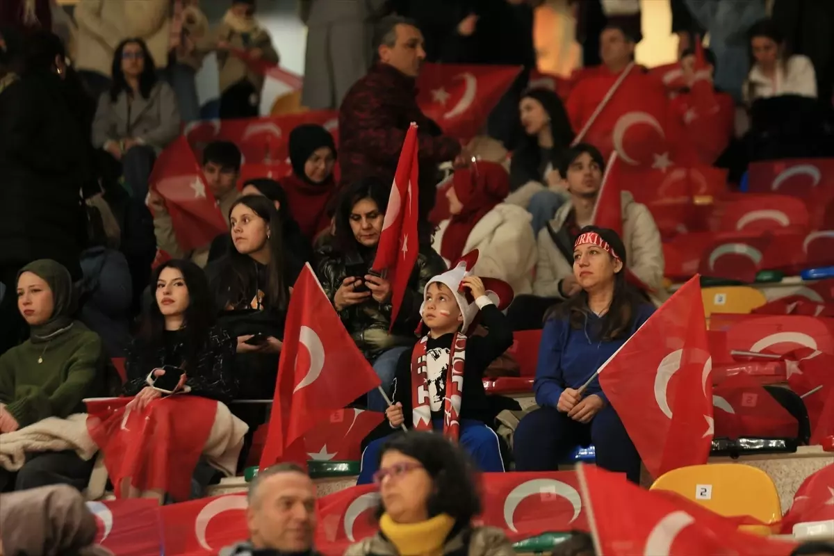 A Milli Kadın Basketbol Takımı İzlanda\'yı Yendi