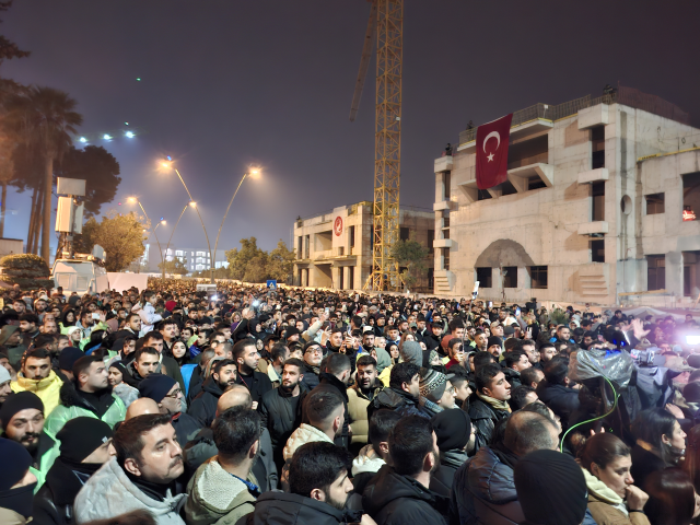 Depremin en büyük yıkımı yaşattığı Hatay'da sessiz yürüyüş