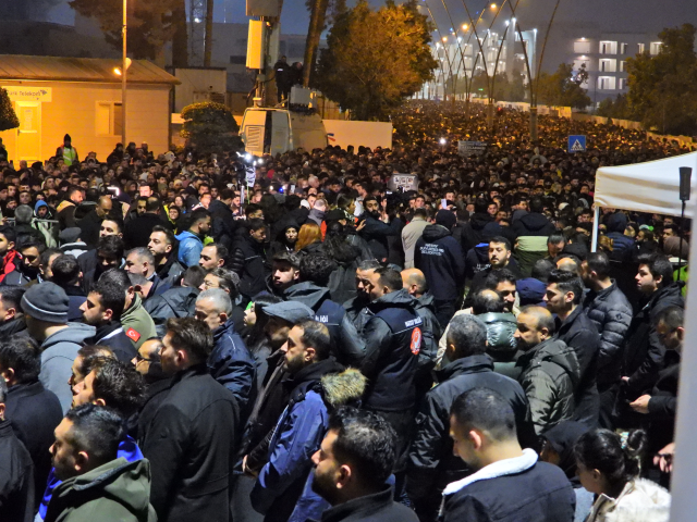 Depremin en büyük yıkımı yaşattığı Hatay'da sessiz yürüyüş